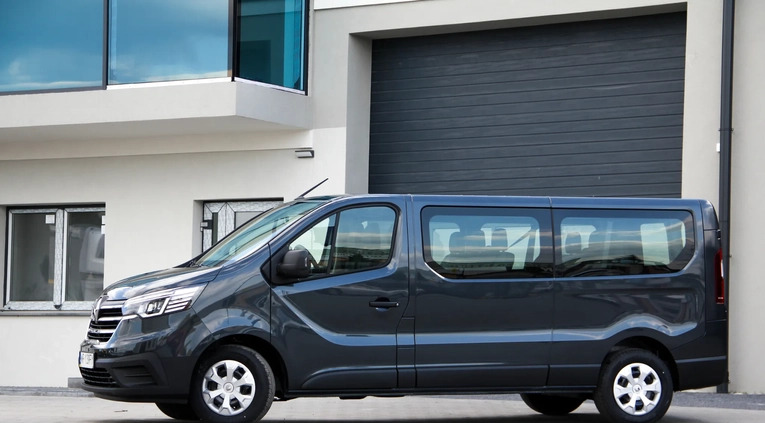 Renault Trafic cena 199900 przebieg: 10, rok produkcji 2023 z Radom małe 379